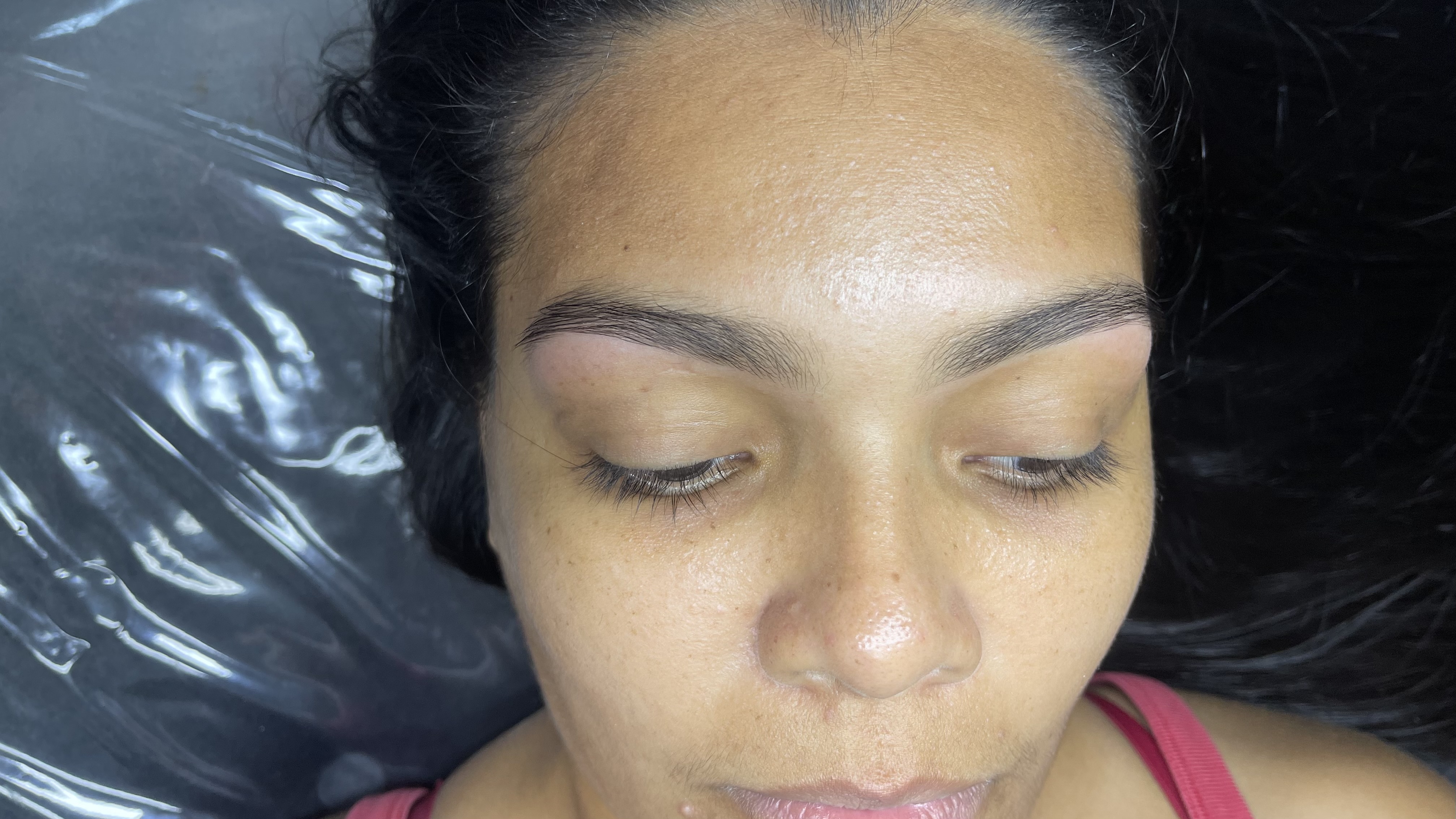 Design de Sobrancelha Simples