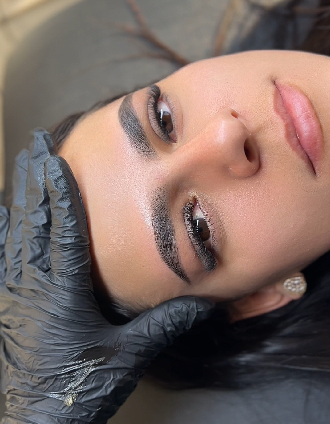 Imagem do serviço de Combo com henna (extensão de cílios + design com henna)