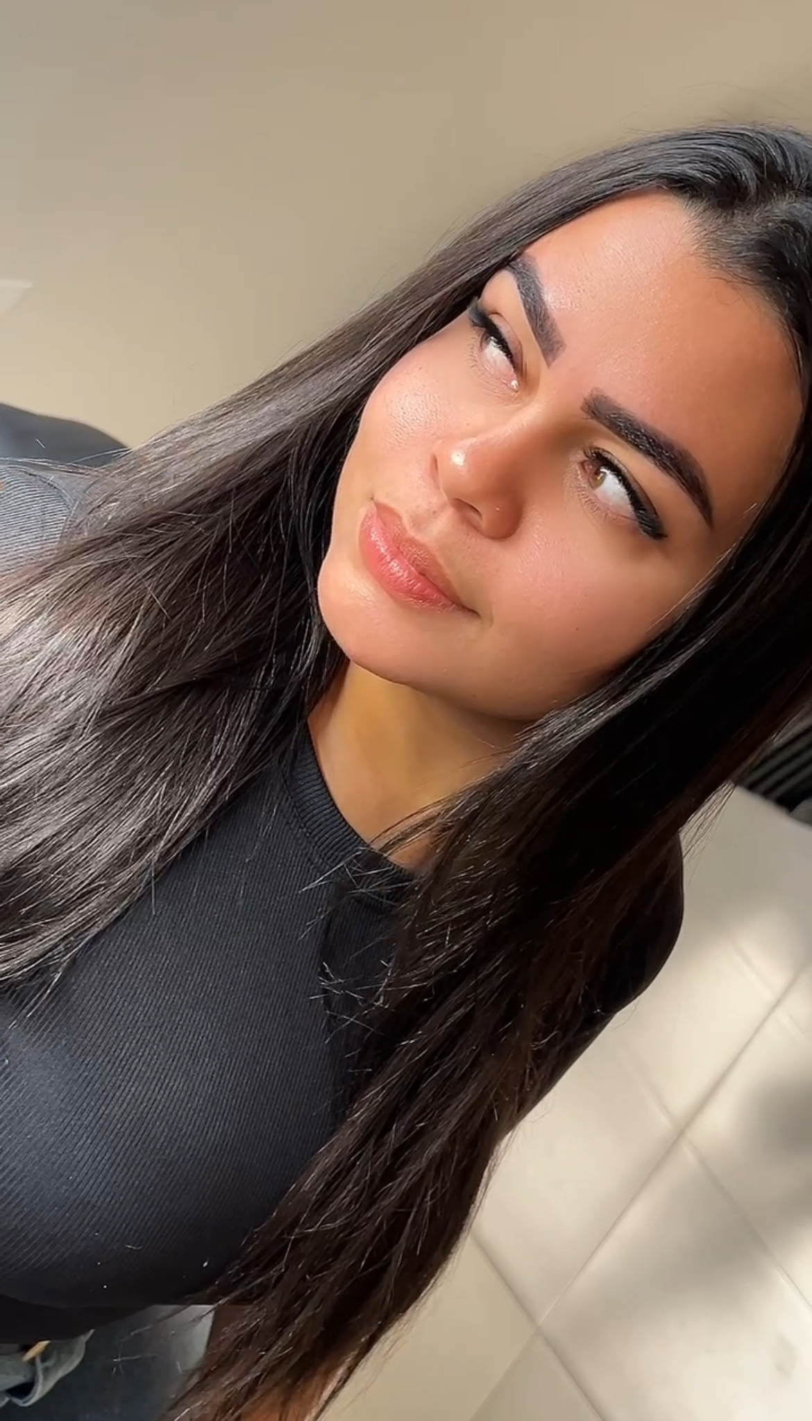 Imagem do serviço de Manutenção + design com henna